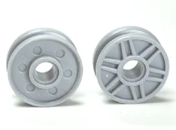 Wheel 18 x 8 with Fake Bolts and Shallow Spokes / Light Bluish Gray