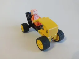 Quad with rear tilt steering