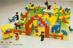 Zoo with Baseboard