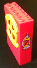 Lego Fabuland Building Wall 2 x 6 x 7 with Round Symmetric Yellow Window with '78' in Oval Pattern (Sticker) - Set 3678