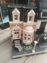 Town House - Tan Edition