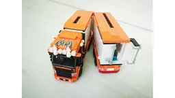 Cargo truck