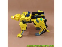 Transformer Lion using set 10338: Bumblebee