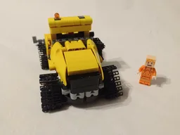 42121 Tractor