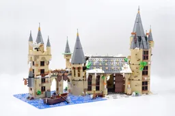Winter Village Château // 75948 75954 75969