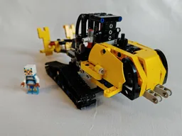 (42121) 42094 Tracked Loader