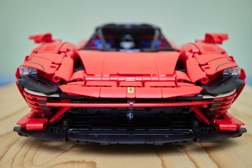 Lego Headlights for the Ferrari Daytona SP3