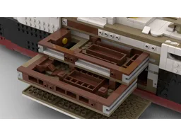 RMS Titanic (1:336)