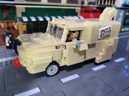 Dumb & Dumber Mutt Cutts Dog Van