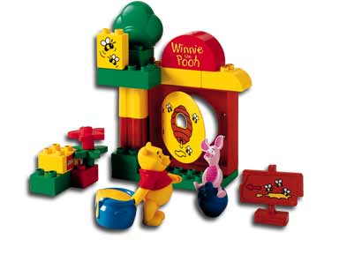 Lego Pooh and Piglet Go Honey-Hunting
