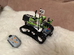 42065 - Crawler tractor
