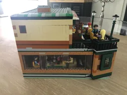 Modular Central Perk Cafe & Pub