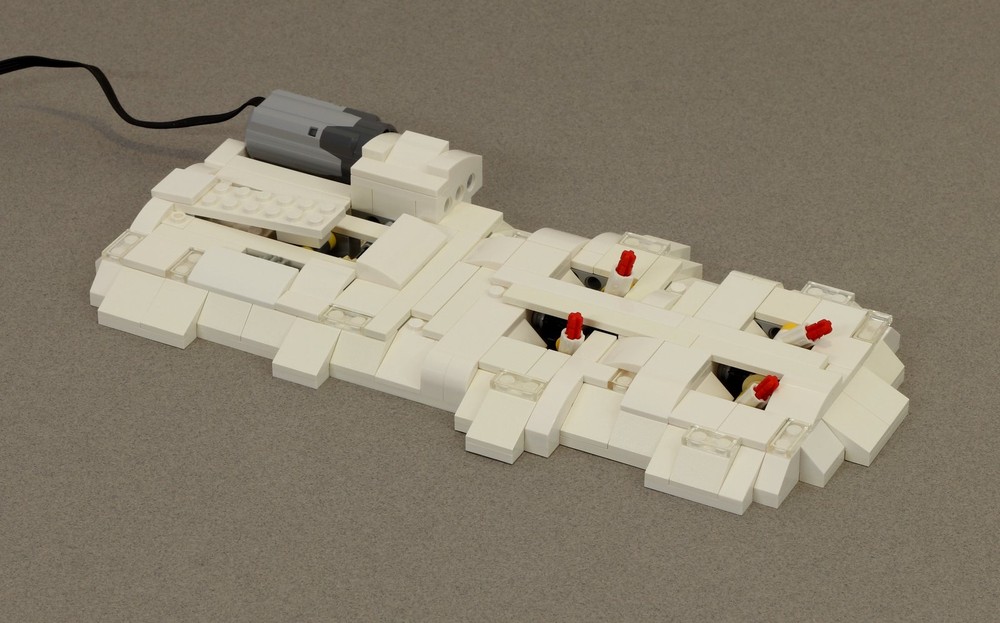 Lego Motorized Sleigh/Reindeer Base 4