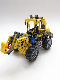 42122 - Compact Wheel Loader