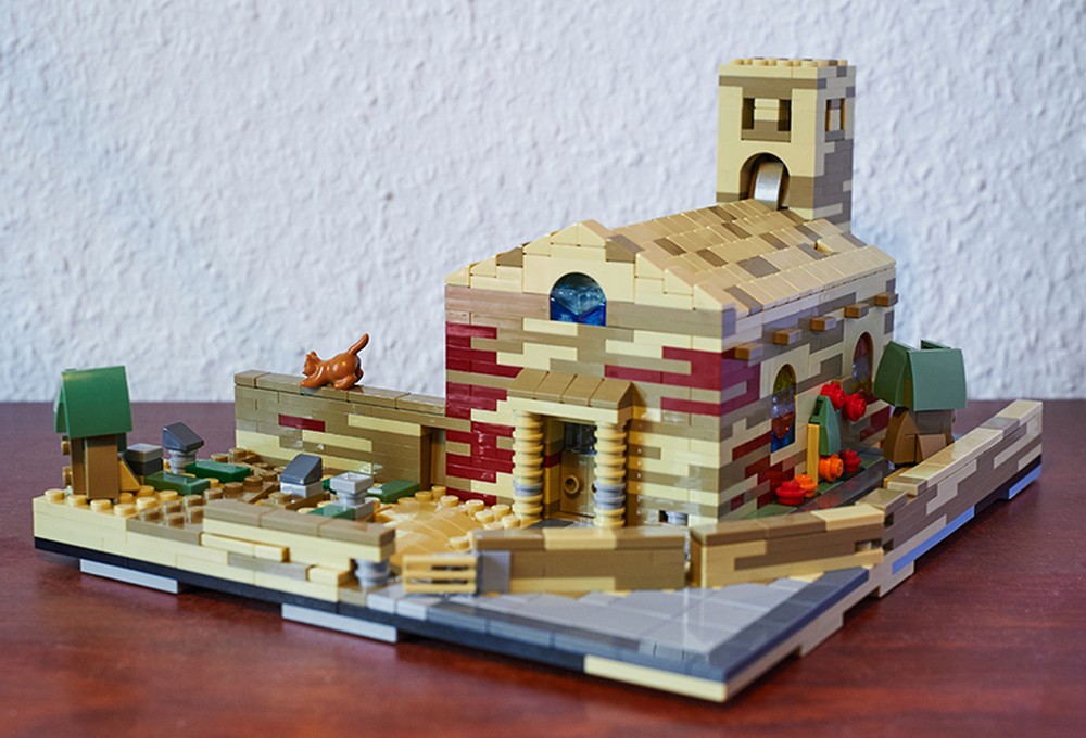 Lego Ste-Marie-Madeleine Village Church Taizé