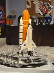 Space Shuttle & Mobile Launch Platform (MLP) - in 1:160 scale