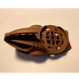 Large Figure Head Visorak with 7 Pin Holes and Axle Hole (Roporak) / Light Brown