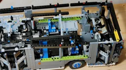 42078 - Bus