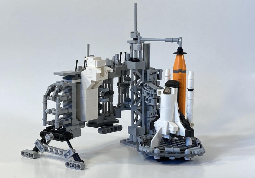 Lego Launch Complex 39b desk display