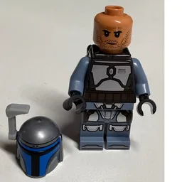 Jango Fett, Pearl Titanium Torso with Plain Arms, Black Helmet Print on Right-hand Site