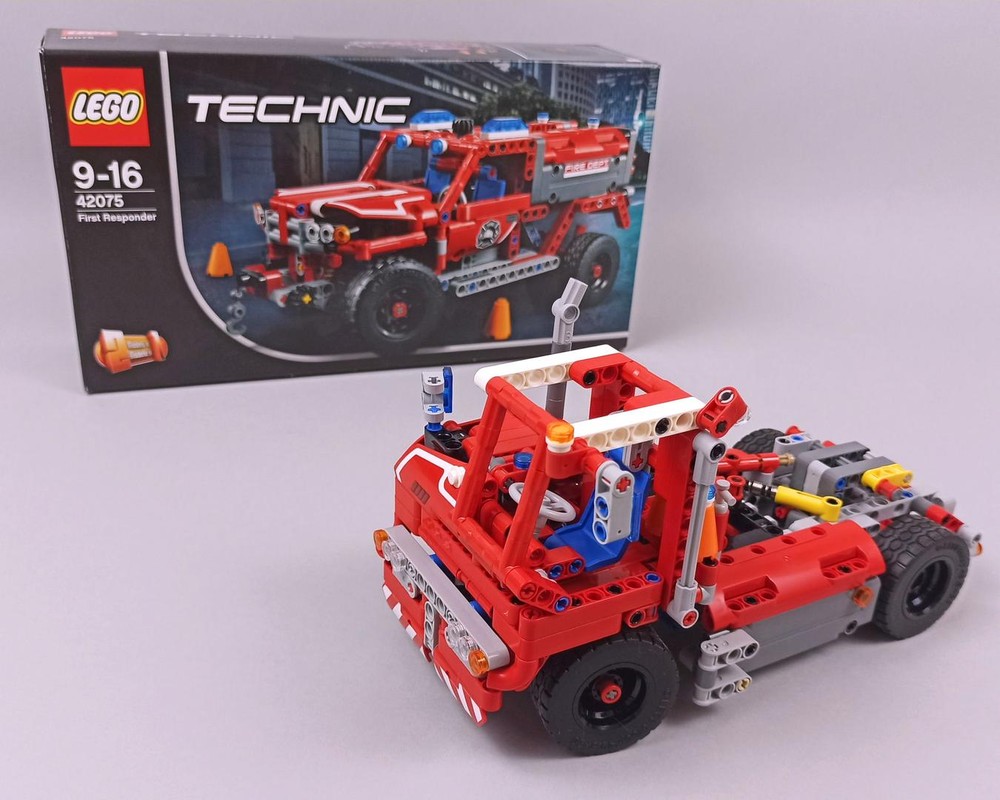 Lego 42075 Terminal Tractor