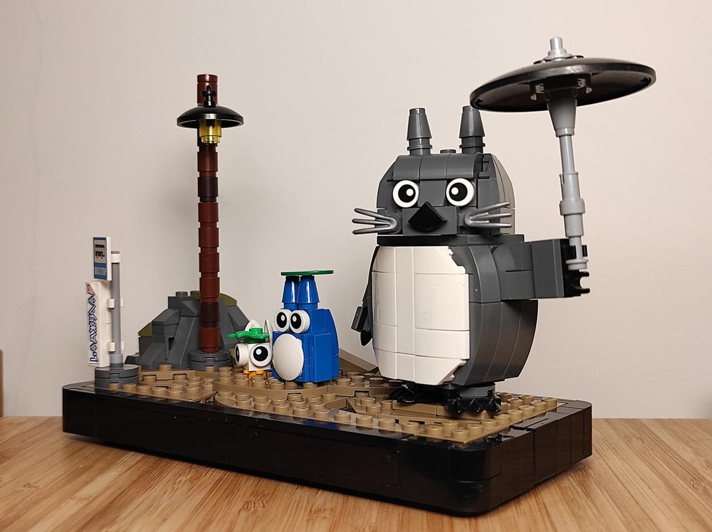 Lego Totoro