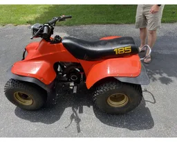 Suzuki LT185