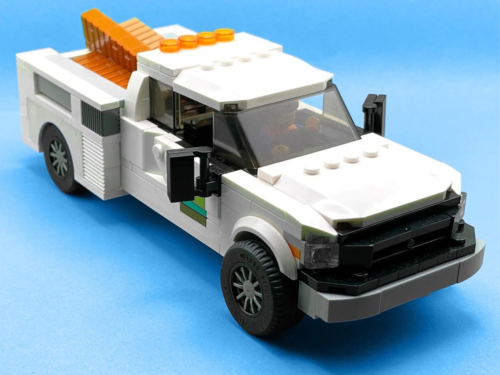 Lego City Services - Tool Truck - 8 Stud Speed Champions
