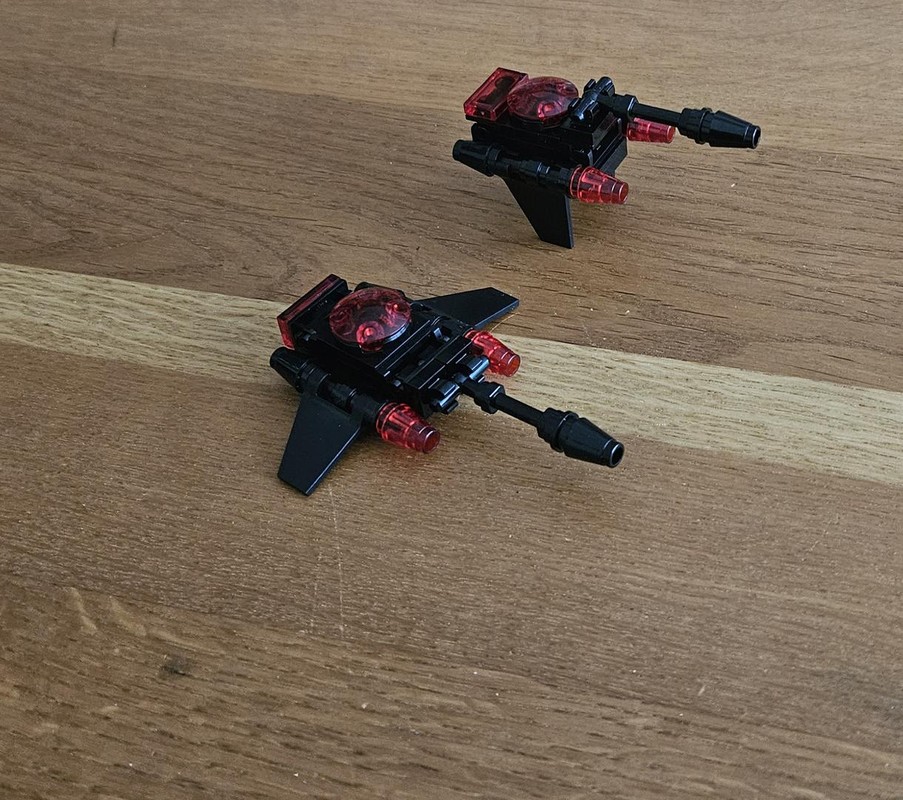 Lego 10355 Dark Swan Drones