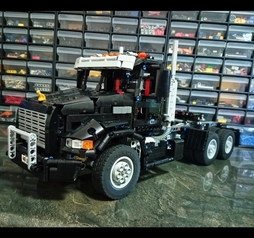 Lego Mack Granite GU813