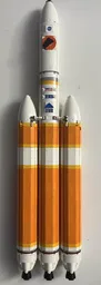 1:110 Delta IV Heavy