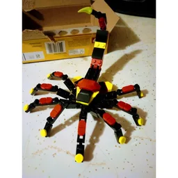 Toxic Facehugger