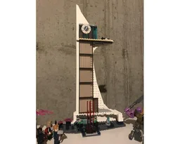 Avengers Tower 76192