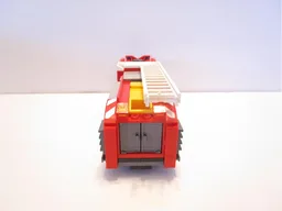 7208 alt. 1997 KME Fire Engine