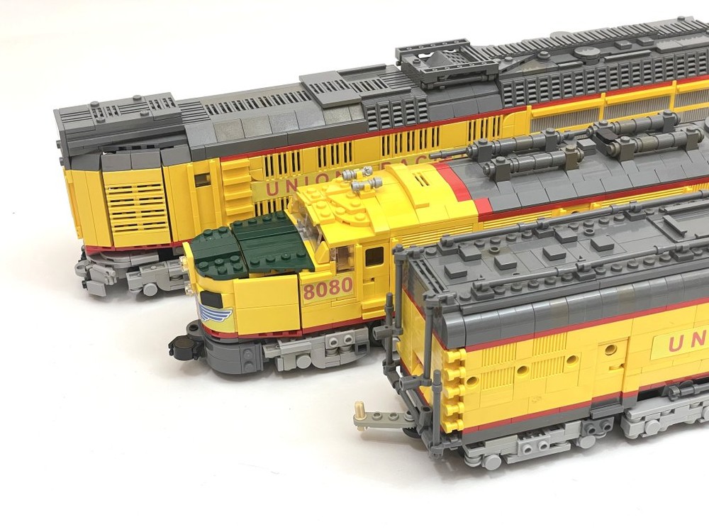 Lego 1:48 Union Pacific Coal Turbine Electric Locomotive 8080 (Power Functions)