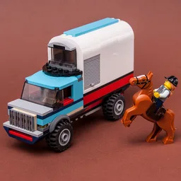 60327 Horse Transportation Truck