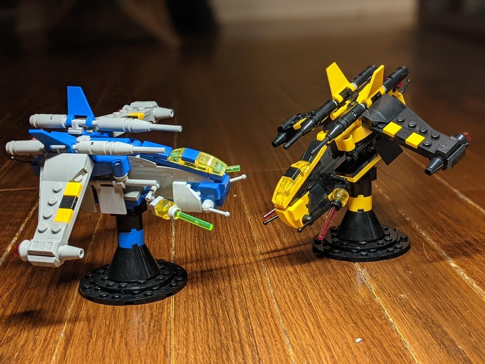 Lego Classic Space & Blacktron I Republic Gunships 1:144 - Mini