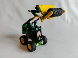 42136 Compact Loader