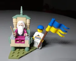 30435 Throne