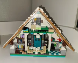 Cozy Chalet