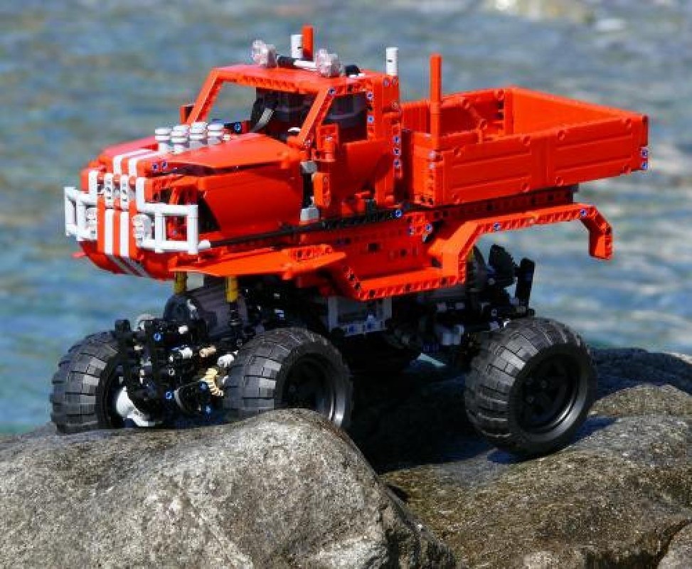 Lego 42029/9398 Custom Rock Crawler Pickup