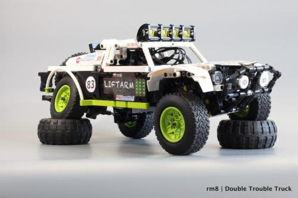 Lego BAJA TROPHY TRUCK Double Trouble