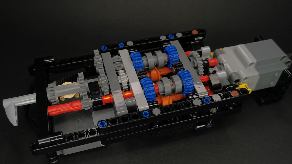 Lego 8-speed gearbox with automatic shifter [MOC]. Power Up Control + 8-biegowa skrzynia biegów z automatyczną zmianą biegów