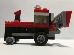 30187 Tractor w/Plough