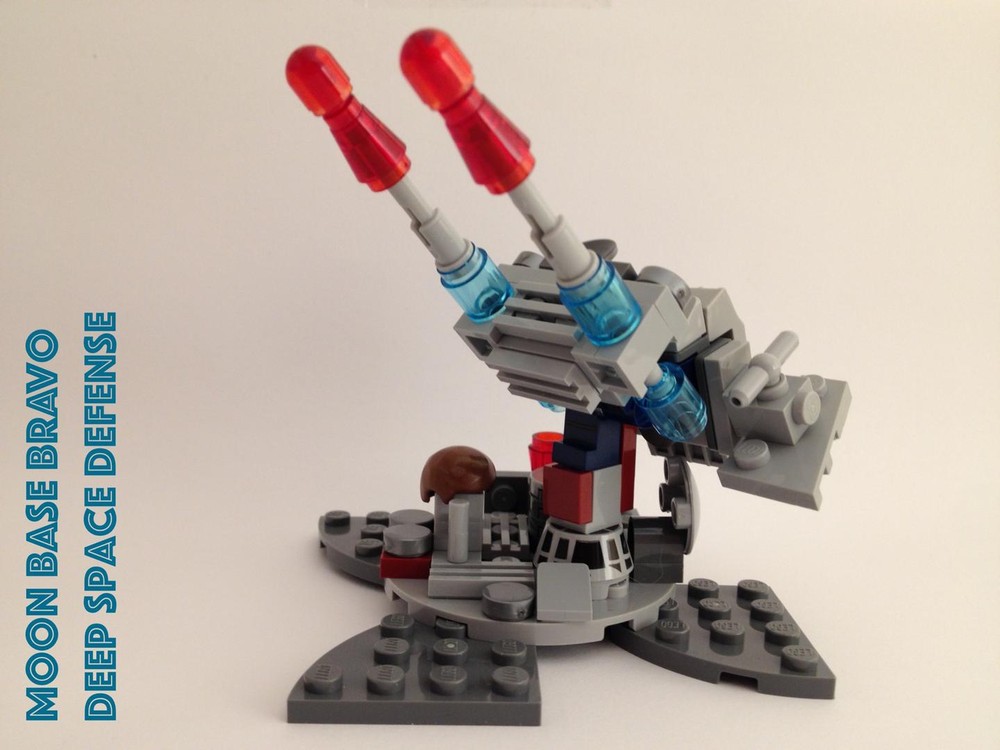 Lego Deep Space Defense, Moon Base Bravo