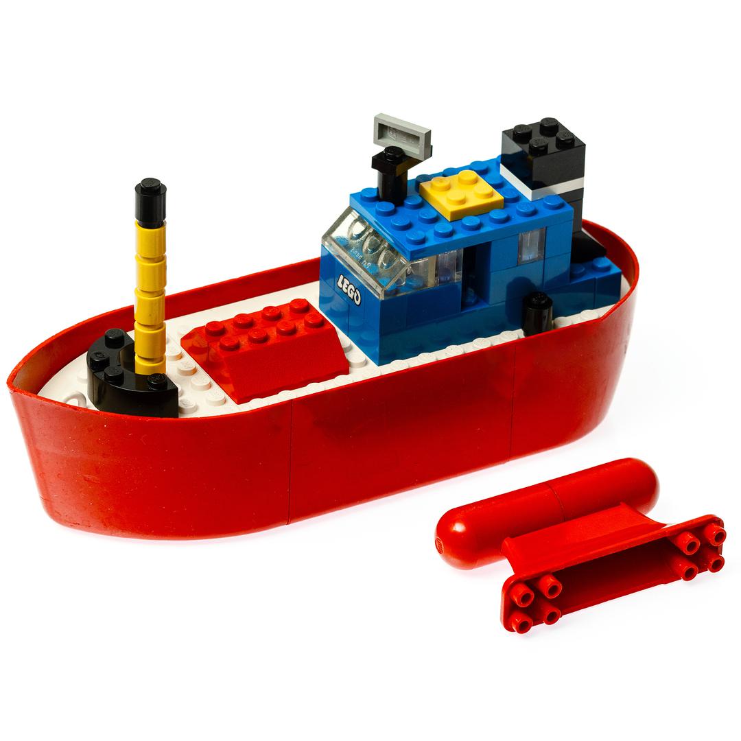 Lego Tug
