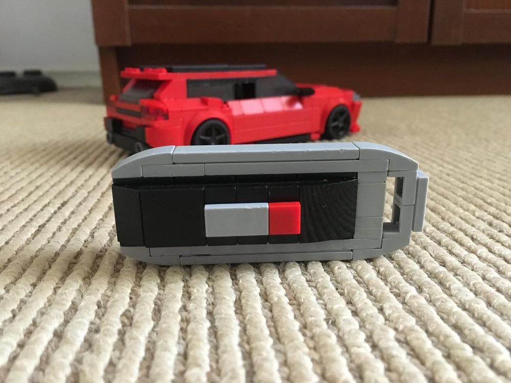 Lego 2021 Audi RS6 Avant Key