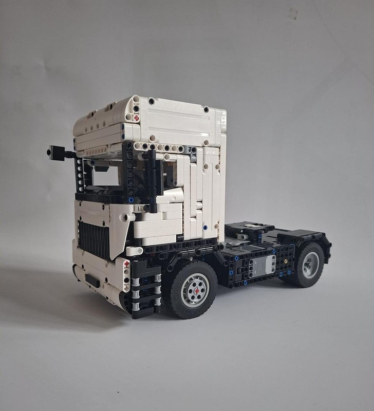 Lego 4x2 PU truck