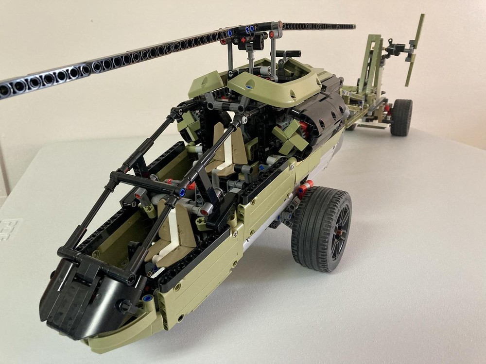 Lego "Offroad" Helicopter: 42110 C-Model
