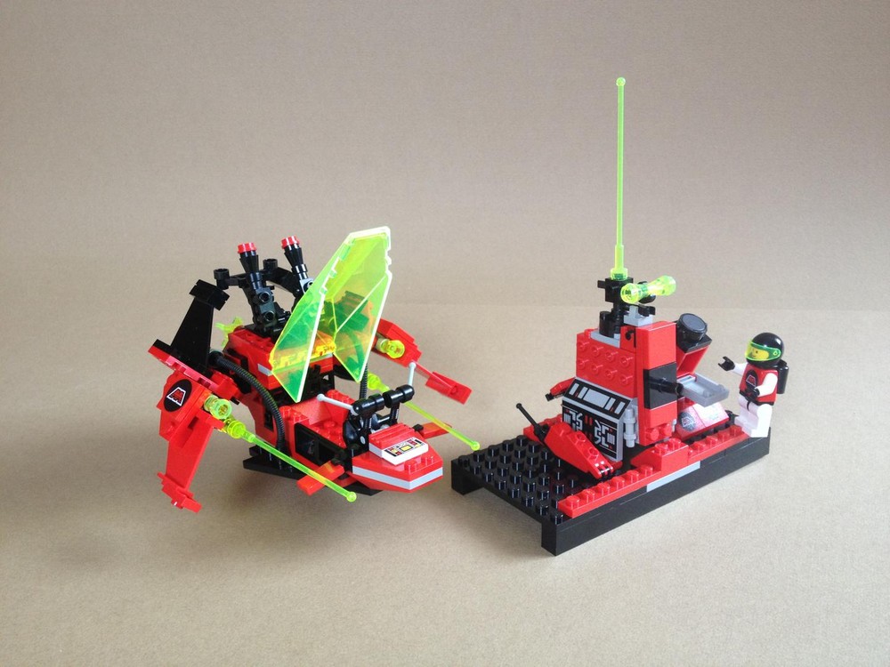 Lego M:23 Skyhopper 'The Frog' with Supply Station & Shelter